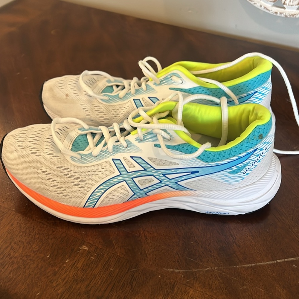 ASICS GEl- EXCITE SHOES Size 8 women’s - Picture 4 of 4